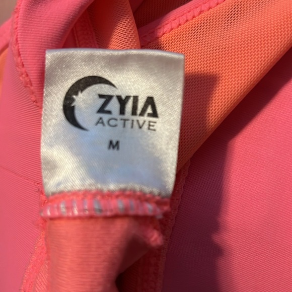 ZYIA Active zip up sports bra - Picture 3 of 3
